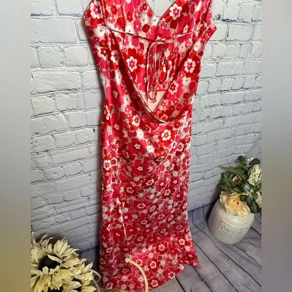 Dolls Kill Hot Pink and White Sexy Summer Floral Dress! - Picture 7 of 7